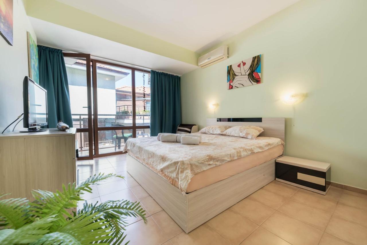 Happy Holiday Sozopol Созополь Екстер'єр фото